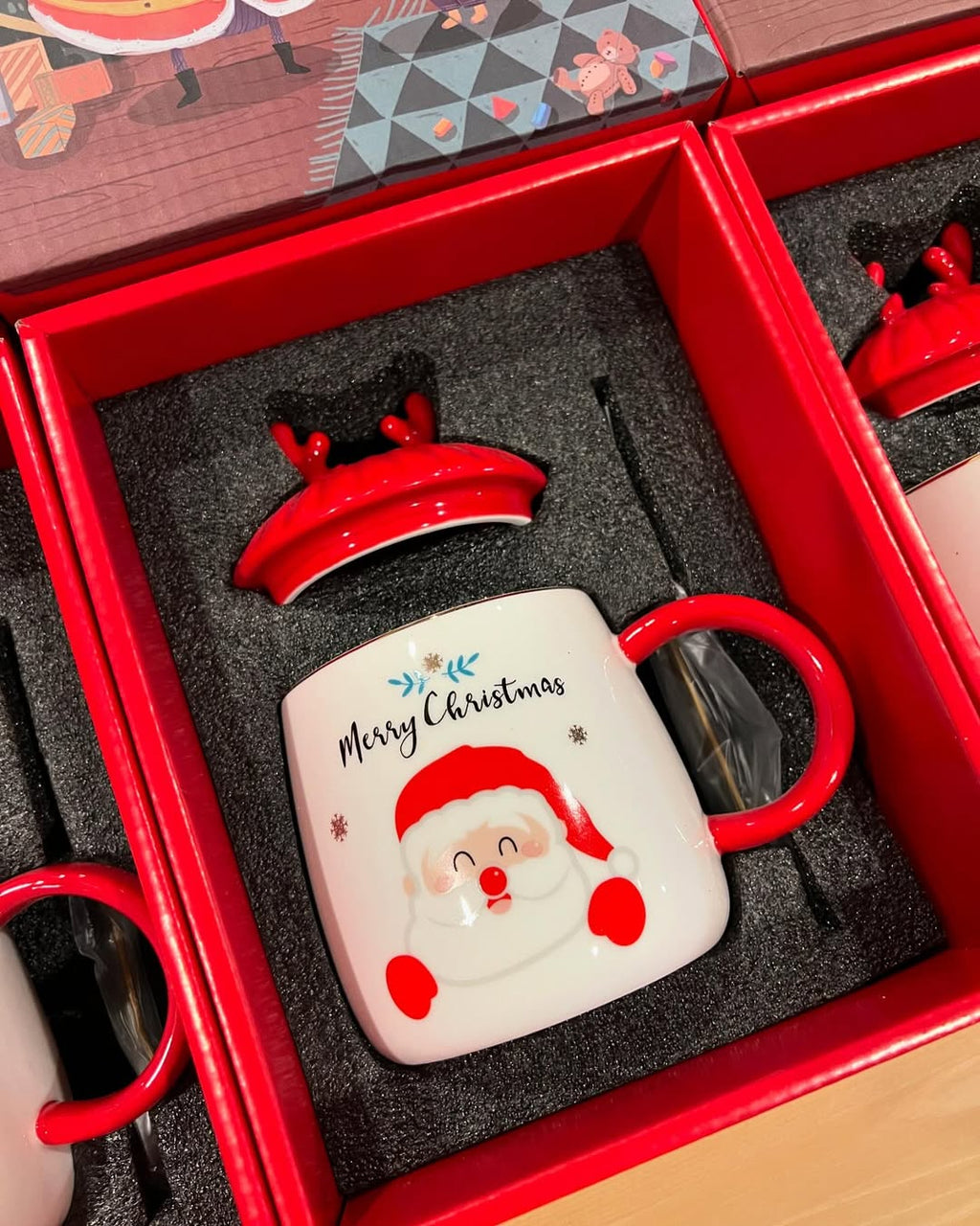 Caneca Natalina com Tampa de Rena - Pronta para Presente!