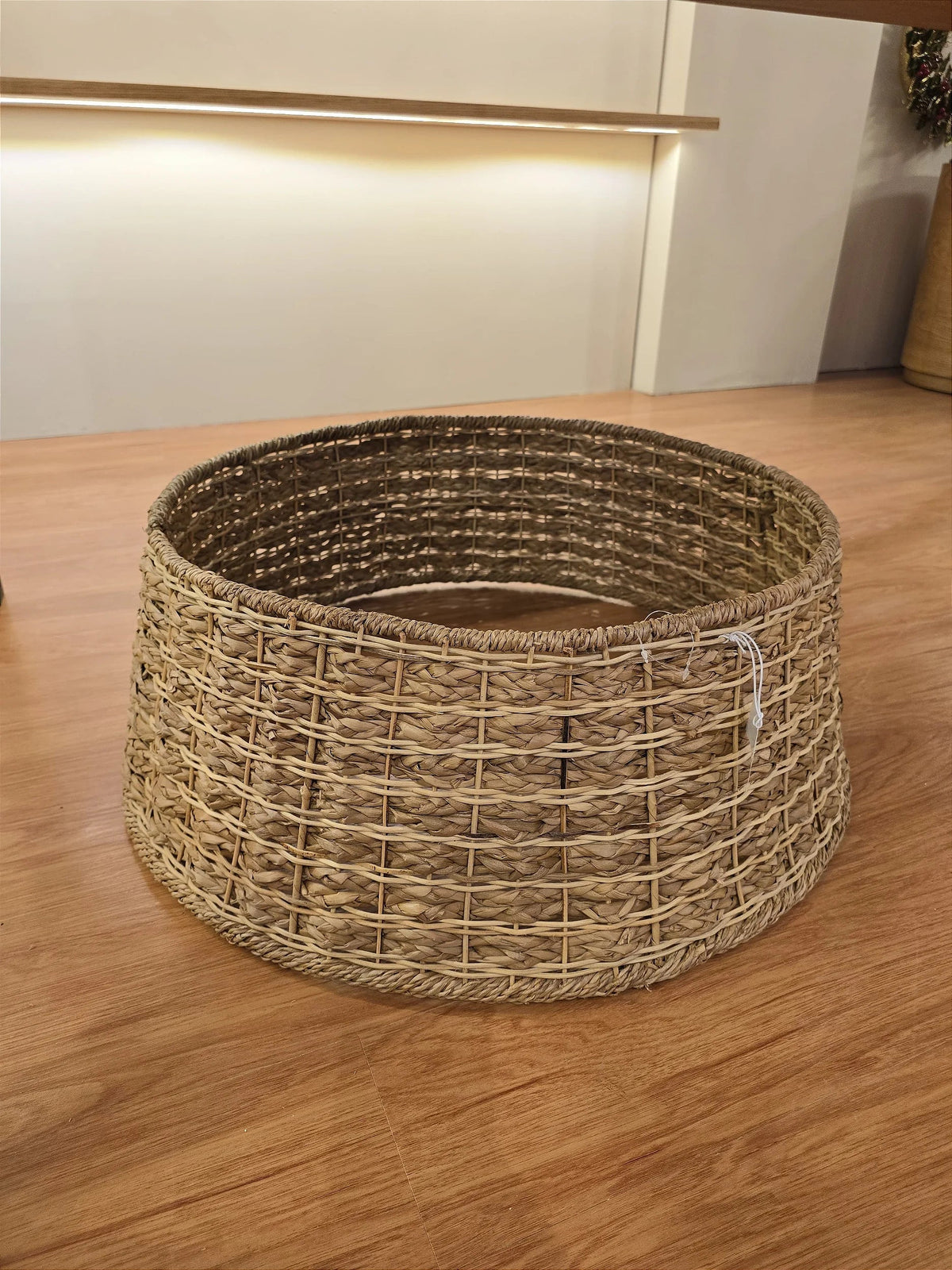 Saia Rígida para Árvore de Natal 68,5cm • Fibra Natural Bankuan – Pré-Venda 2025