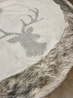 SAIA DE ÁRVORE RENA PRATA COM BRANCO LUXO